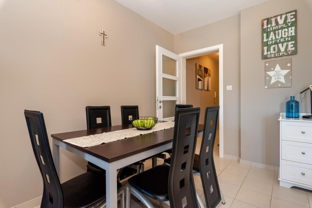 Apartment Cami -Stylish Apartment With A Beautiful Seaview Rabac Kültér fotó