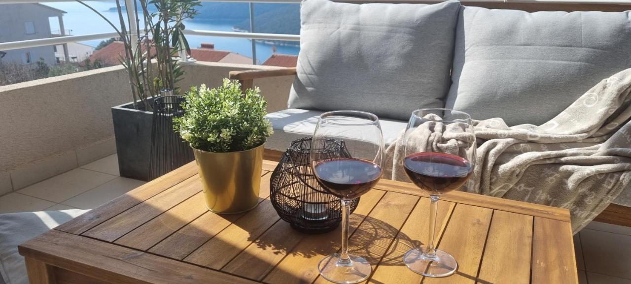 Apartment Cami -Stylish Apartment With A Beautiful Seaview Rabac Kültér fotó